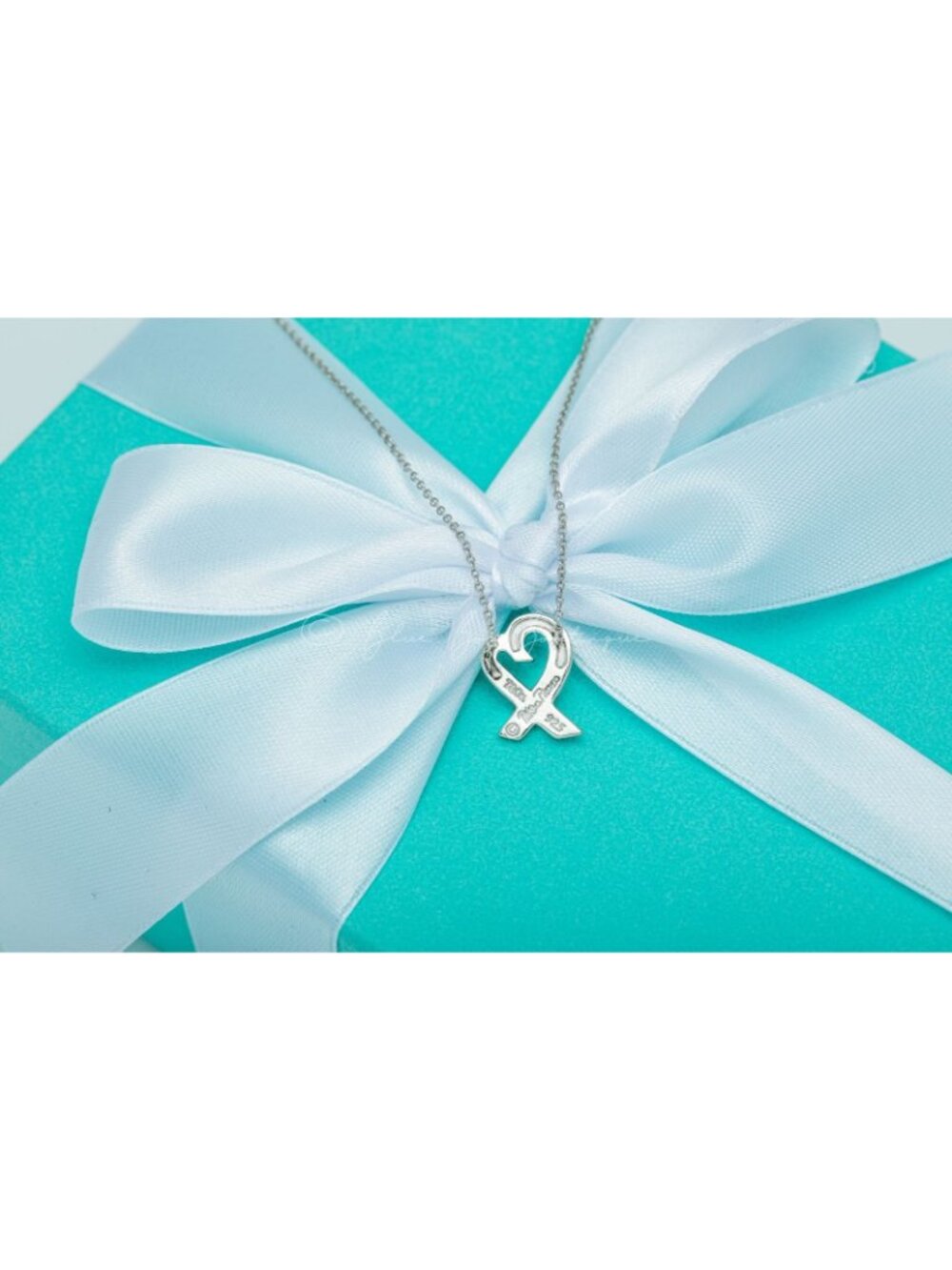 TIFFANY & Co. Diamond Heart Necklace Paloma Picasso Loving Heart Necklace 16" - Picture 4 of 7
